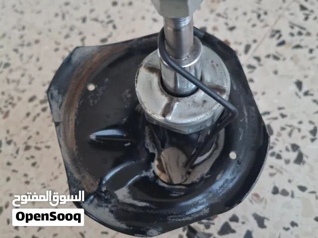 مزطوري كوري يمين نيسان الميرأ مستعمل + فطاحه أماميه