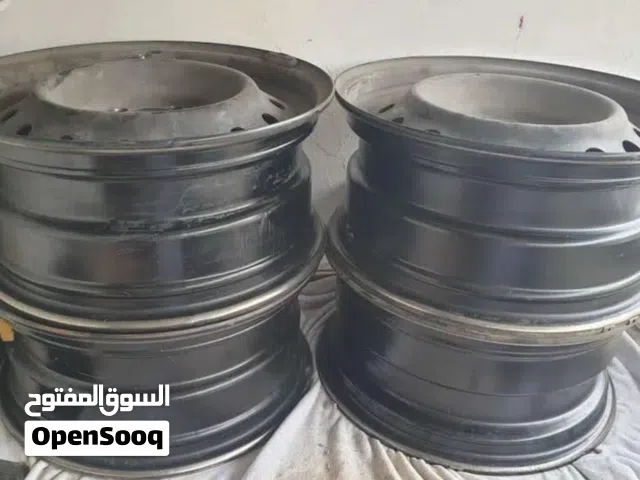 Nissan Altima 2010 orignal 16 inch 5 nut rims