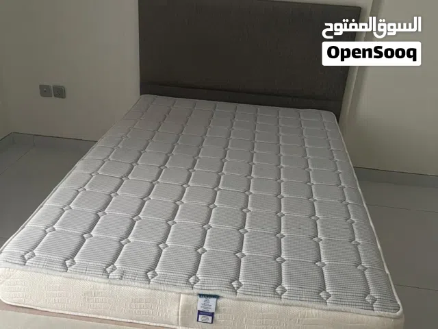 سرير استعمال بسيط