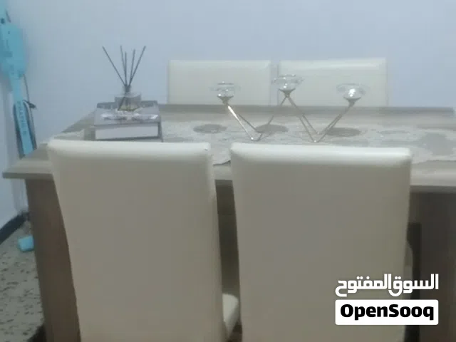 طاولة اكل للبيع