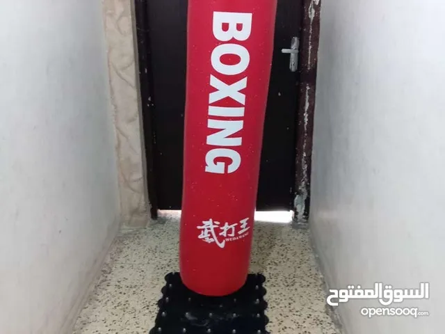 كيس ملاكمة مستعمل بحالة جيدة
