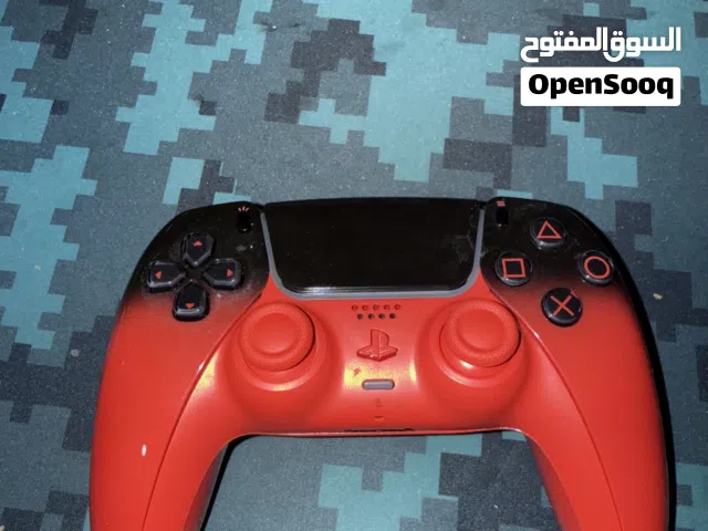يدة بليستيشن فايف اصلية استعمال اقل من شهر مع ضمان سنة