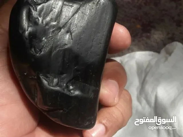 حجر كريم ماسة سوداء العقيق
