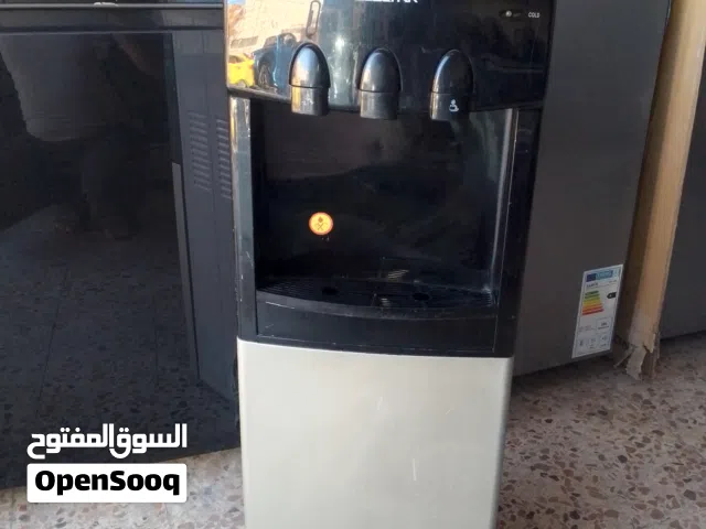 كولر ماء نوع اليكترا ثلاث حنفيات مع حافظة موجودة مع كولر