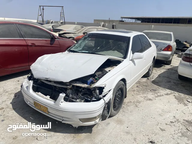 للبيع قطع غيار تويوتا كامري مديل 98