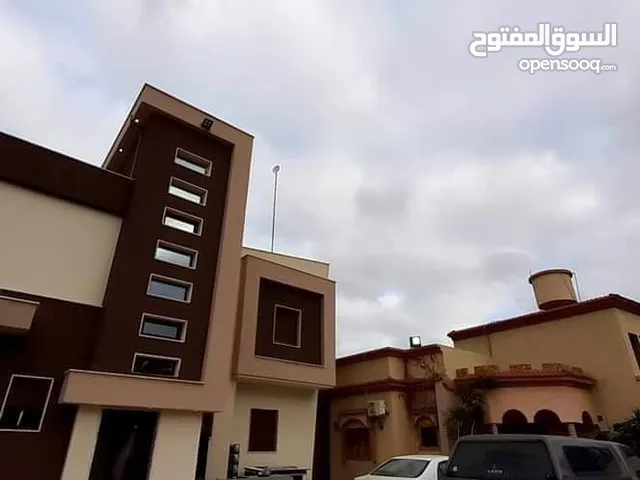 650 m2 More than 6 bedrooms Townhouse for Sale in Tripoli Tajura