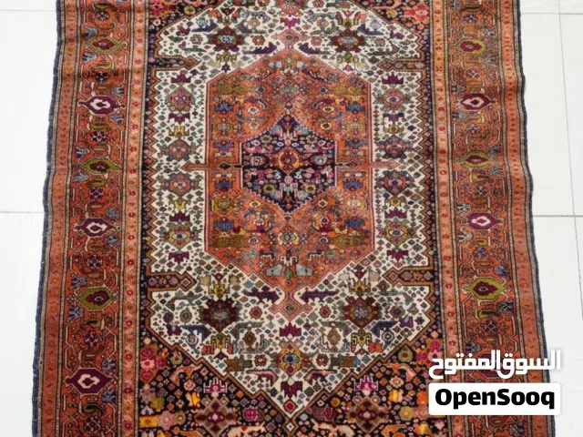 سجادةصوف بحال ممتاز