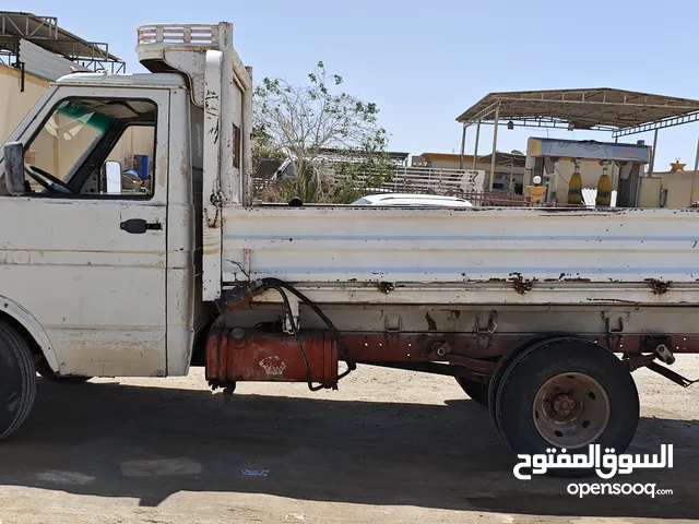 ايفيكو قلاب للبيع