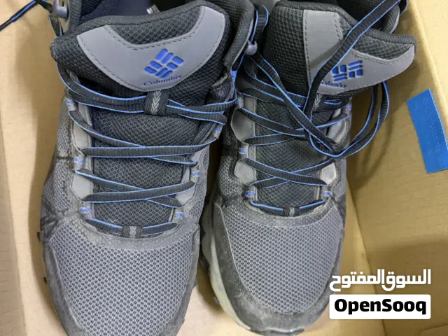 Hiking Shoe Columbia brand