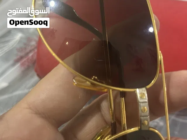 نظارة كارتير قديمة ما استعملت وايد كأنها جديدة