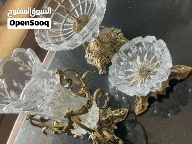 متفرقات تحف كريستال ومشغولات يدويه