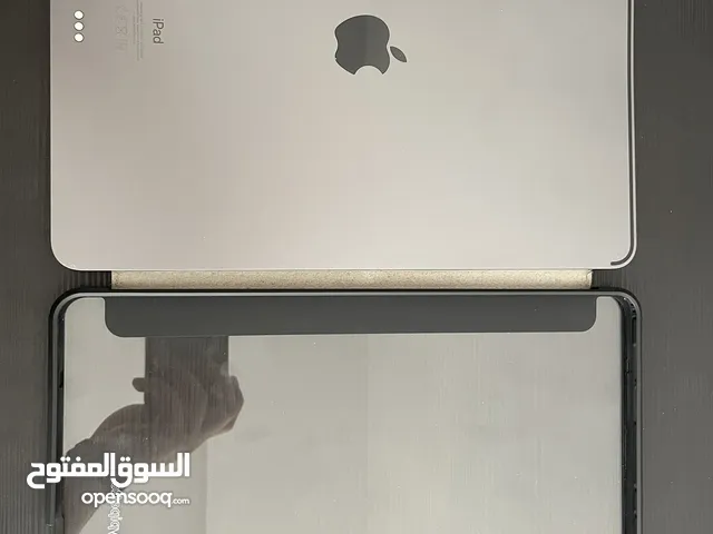 Apple iPad 128 GB in Hawally