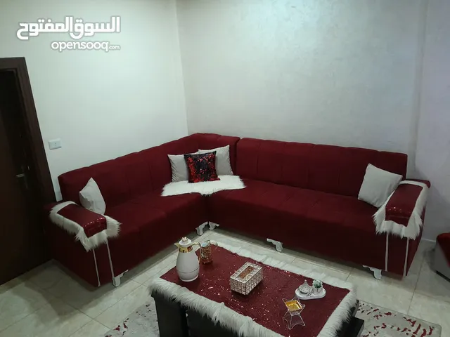 كنب مستعمل للبيع بحالة جديد وبسعر مغري