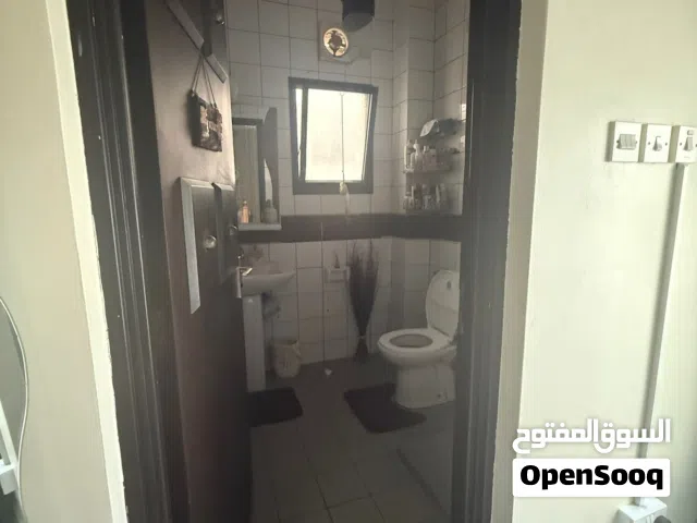 250 m2 4 Bedrooms Townhouse for Sale in Northern Governorate Madinat Hamad