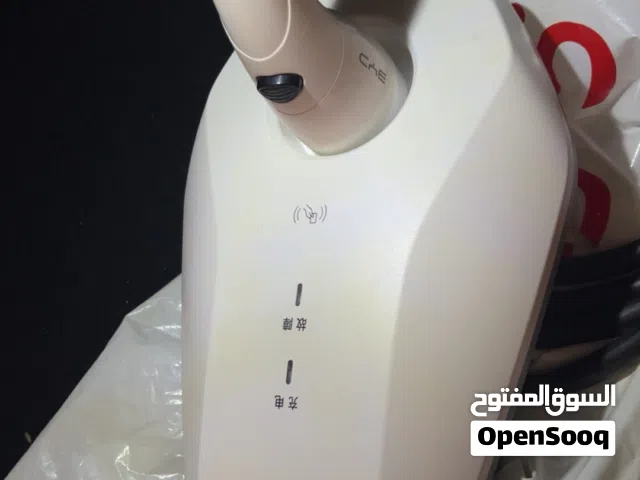 شاحن بي واي دي اصلي 32امبير ثابت مع كرتين بوجودة عاليه وبحالة الوكالة