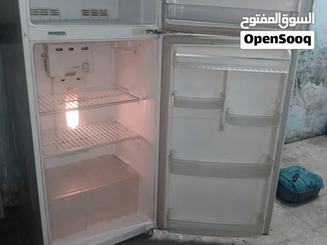 للبيع ثلاجات بحاله جيده مع التوصيل والكفاله عائلية أمريكي وياباني