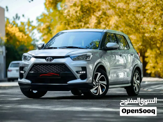 TOYOTA RAIZE 2022 SILVER UNDER WARRANTY WITH AGENCY LOW MILEAGE