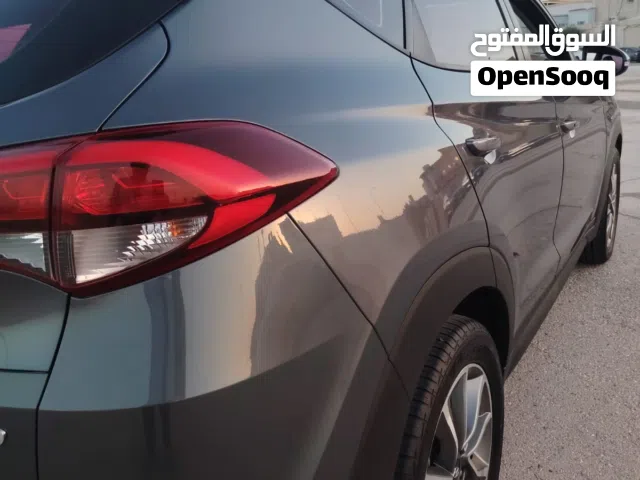 2018 هيونداي توسان Limited