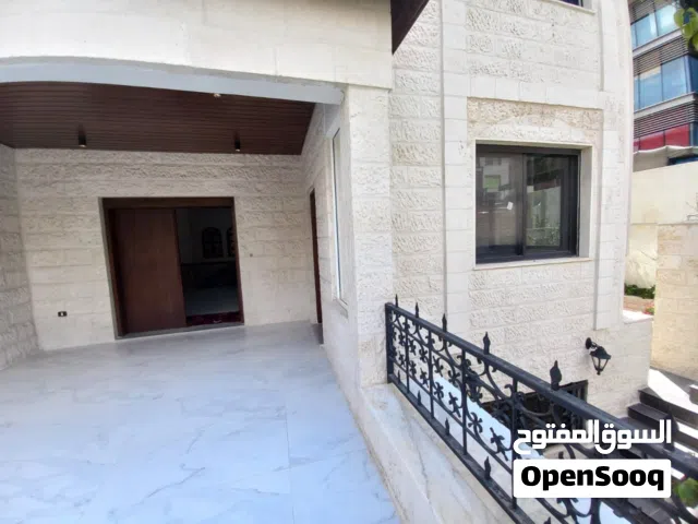 335 m2 4 Bedrooms Villa for Rent in Amman Abdoun