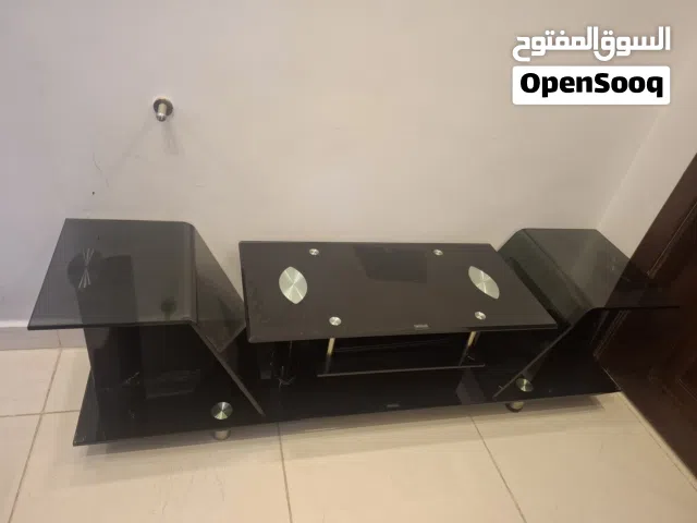 طاولات للبيع