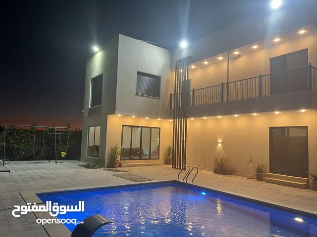 شاليه فاخر للبيع