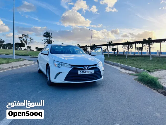 تويوتا كامري 2015