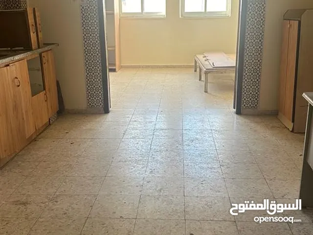 250 m2 3 Bedrooms Apartments for Rent in Ramallah and Al-Bireh Ein Musbah