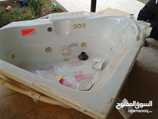 جاكوزي امريكي في الكرتونة