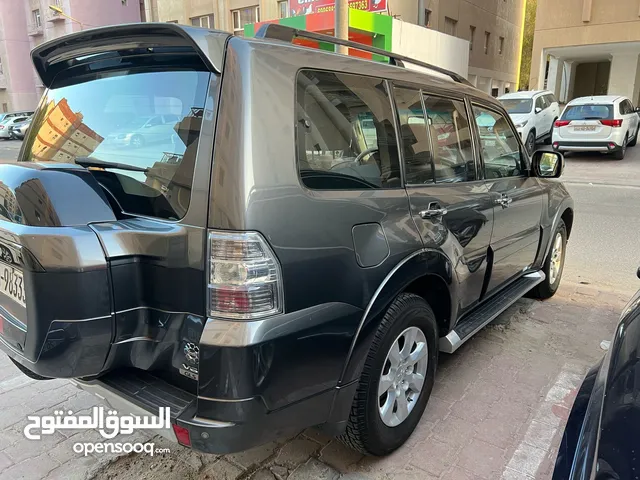 باجيرو 2016 مكينه 3500 شرط الفحص بالكامل صبغ وكاله كامل المواصفات ممشى 200 الف