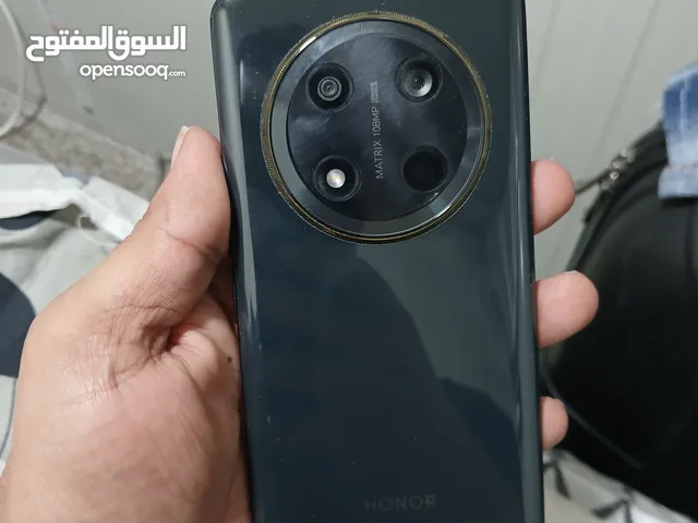 Honor X9c Buy from jarir 12 Ram 256gb Inbuilt New 2 months old noo scratches not used