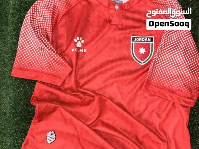 بلوزة للمنتخب الاردني جديدة الون الاحمر مقاس (2XL)
