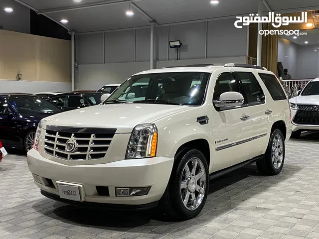 Cadillac Escalade 2009 in Central Governorate