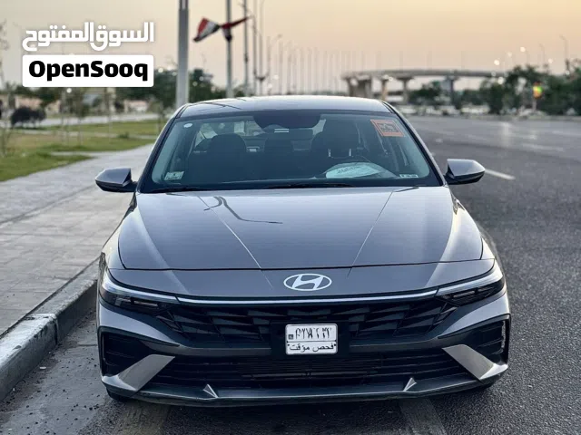 2024 Hyundai Elantra SE