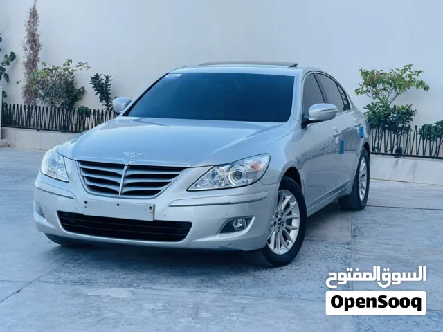 جينيسس 2010 للبيع