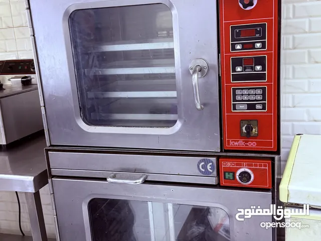 معدات مطعم بحالة جيدة جداً للبيع