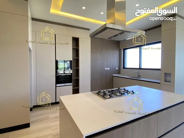 شقة فاخرة جديدة لم تسكن بتصميم عصري