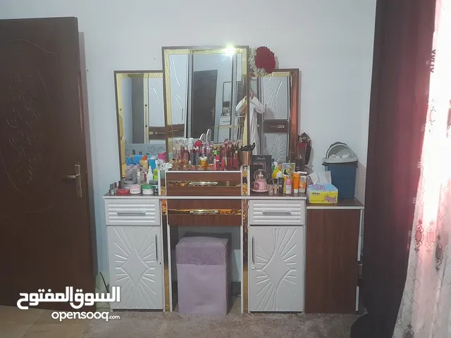 غرفة نوم بحاله الوكاله  من دون فرشة قابل للتفاوض البيع بداعي السفررررر