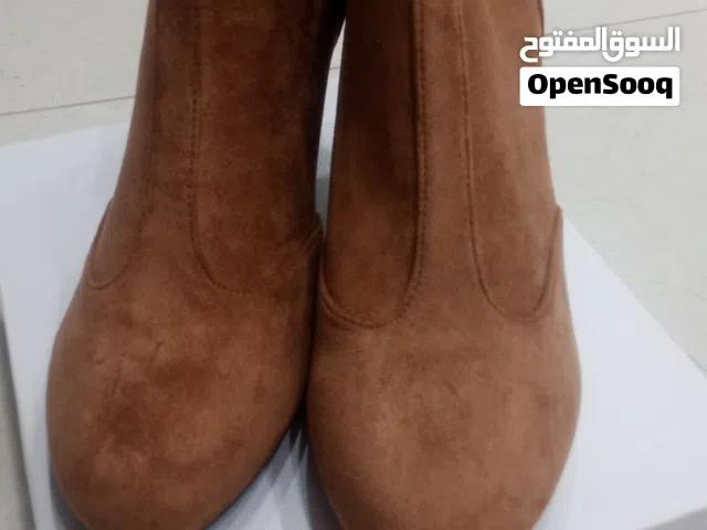 بوت شتوي جديد