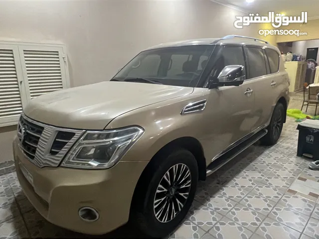 Nissan Patrol Body platinum
