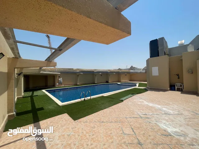 3200ft 3 Bedrooms Apartments for Rent in Sharjah Al Majaz
