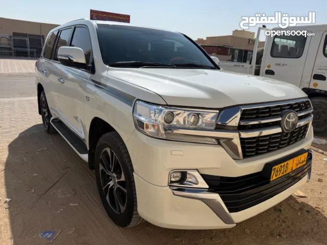 Toyota landcruser v8