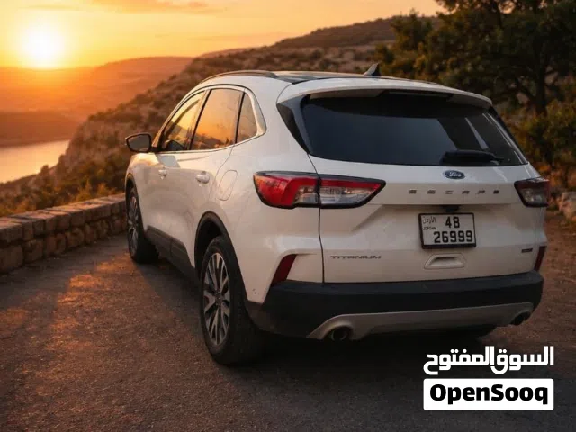 2020 Ford Escape Titanium