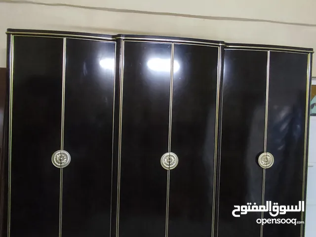 للبيع خزانة 6 ابواب من هوم سنتر بحالة جديده المقاص ارتفاع 230 عرض290 منطقة العين الصاروج