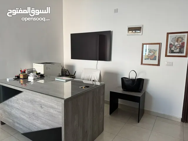مكتب للإيجار Office sharing