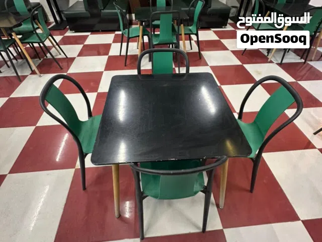 ميز طعام العدد 10
