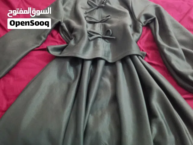 طقم تنوره و قميص قياس 44