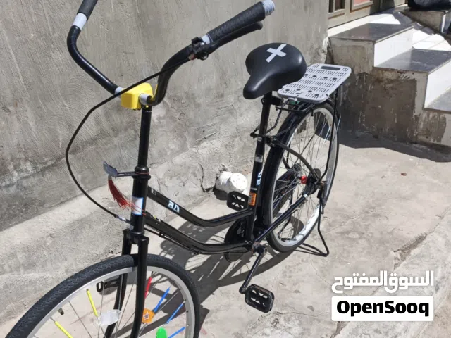 بايسكل اسود بيدي نظيف حاويه زلق ما بين زلق ما بين مقفول ويوجد بس واتساب
