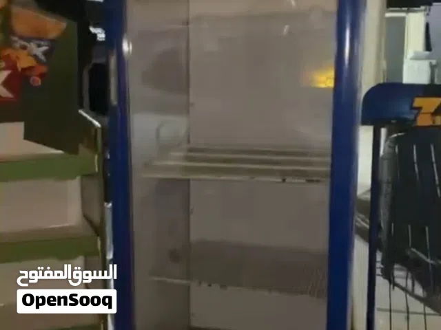 تلاجة عرض عدد 3 ستاندات