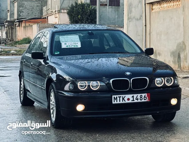 BMW 5 Series 525 in Tripoli
