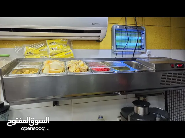 معدات للبيع